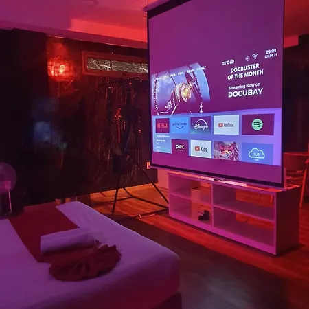 Ngan Pho Studio & Love Hotel Đà Lạt Extérieur photo