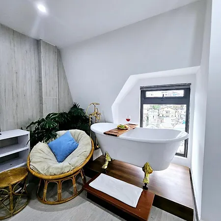 Ngan Pho Studio & Love Hotel Đà Lạt Extérieur photo