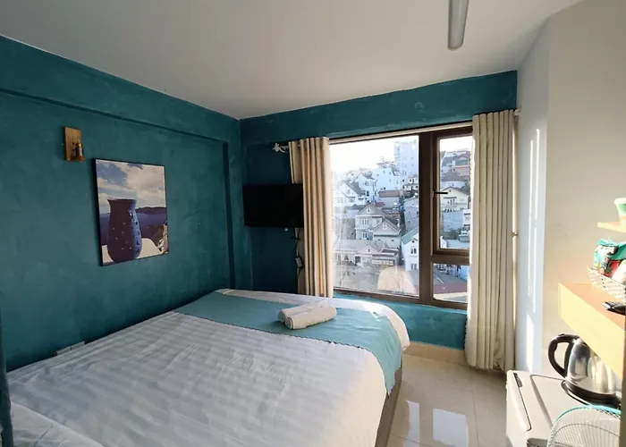 Ngan Pho Studio & Love Hotel